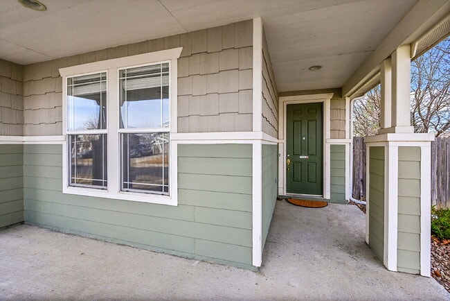 Photo - $2,695.95 - 3 bed, 2 bath in Lochbuie with a Large Backyard and In Unit Laundry!