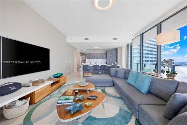 Photo - 480 NE 31st St Unit 480 NE 31st St  2807