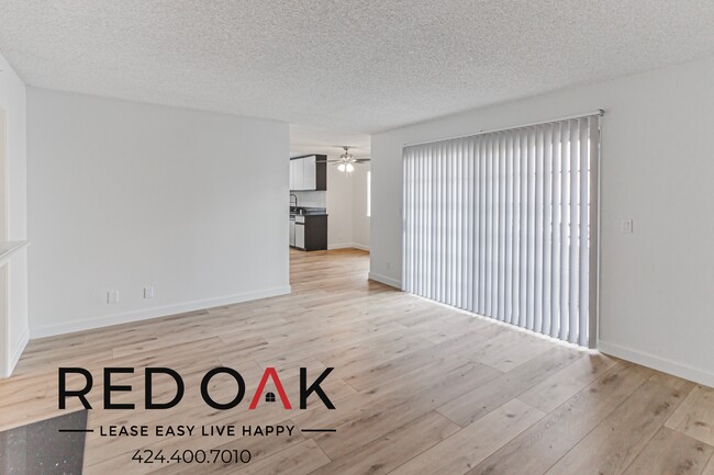 ~1 Month FREE~ Spacious Three Bedroom with... - ~1 Month FREE~ Spacious Three Bedroom with... Condo Unit 204