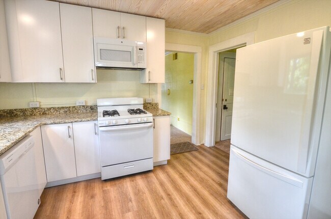 Photo - 1205 N Greensboro St Unit Main Floor