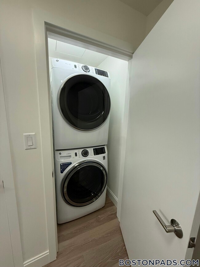 Photo - 1079 Commonwealth Ave Unit 208