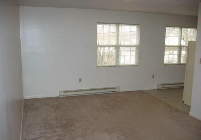 Photo - 143 Main St Unit 2