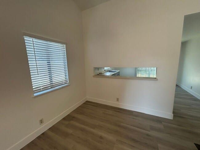 Photo - 3 Bedroom 2 Bathroom Home in Tulare!