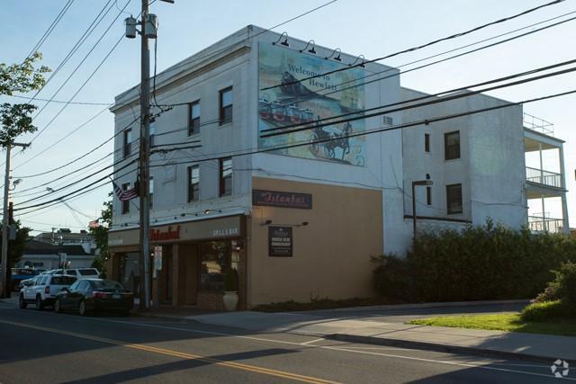 Building Photo - 1230 Broadway Unit 3 Rental