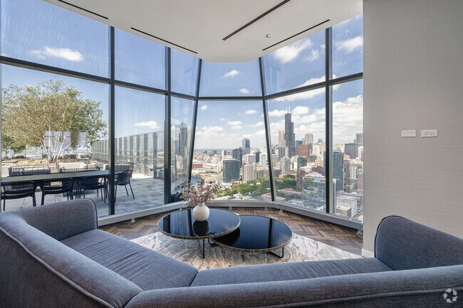 Sky Lounge