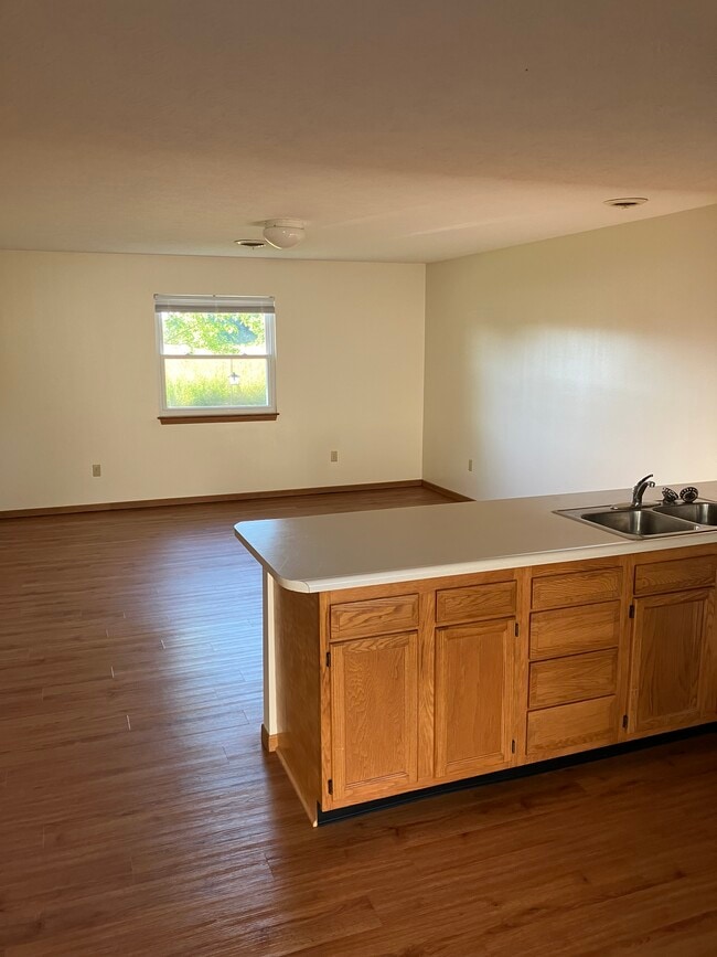 Photo - 68 E 1st St Unit 2 Bedroom