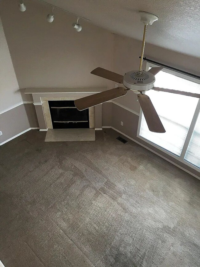 Photo - 4018 Balmoral Dr