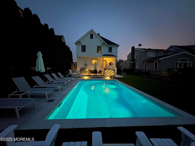 Photo - 502 Tuttle Ave