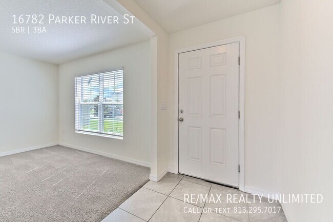 Photo - 16782 Parker River St