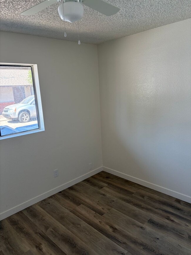 Photo - 514 S Bellview