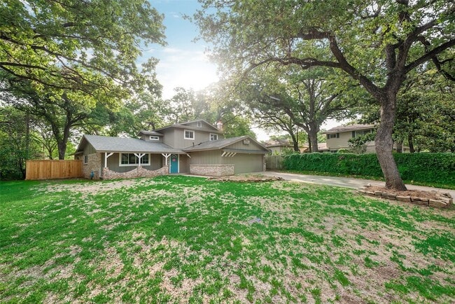 Photo - 2817 Blackwood Dr