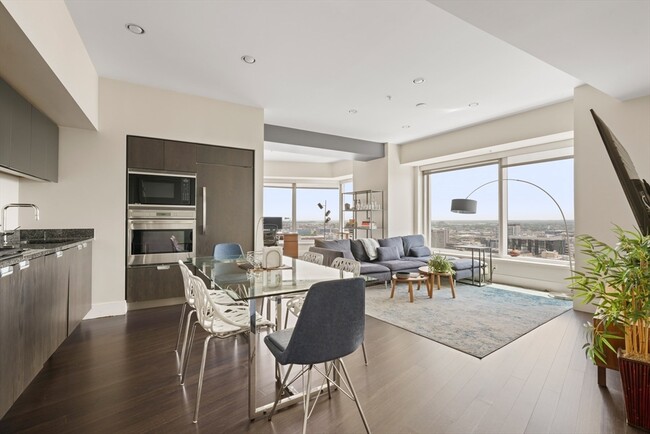 Photo - 110 Stuart St Condo Unit 24H