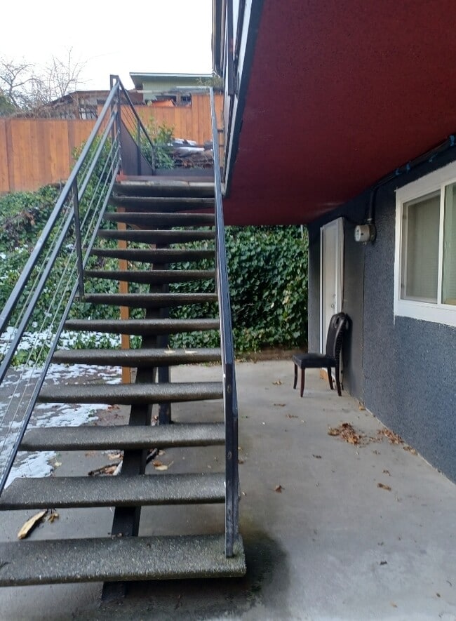 Building Photo - 5120 S Roxbury St Unit 8