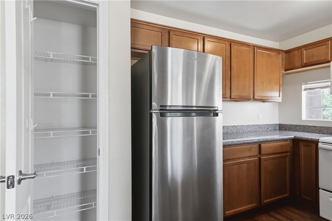 Building Photo - 2111 Jetty Rock Dr Unit 208