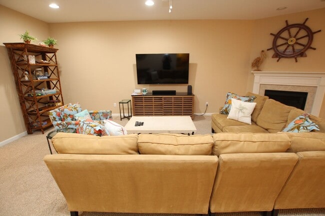 Photo - 38415 Boxwood Terrace Unit 102