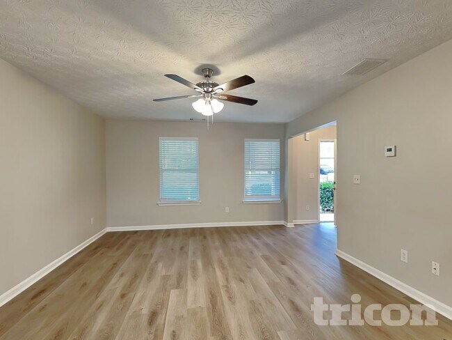 Photo - 3869 Alderwoods Dr