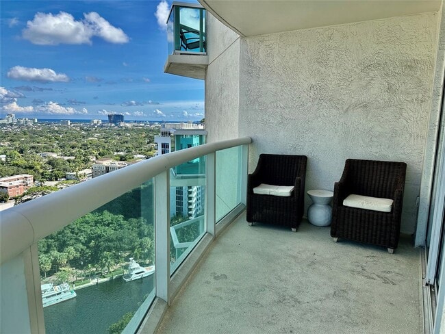 Photo - 347 N New River Dr E Unidad 2309