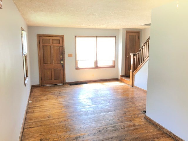 Photo - 410 E Parkland Ave