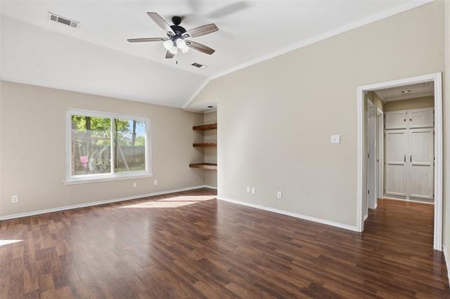 Photo - 108 George St