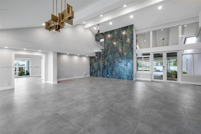 Photo - 1365 Bay Terrace