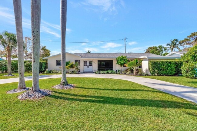 Photo - 502 SW 28th Ave