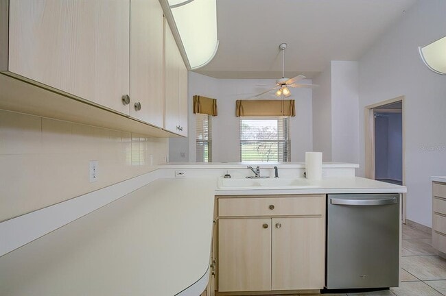 Photo - 5 Strawood Point