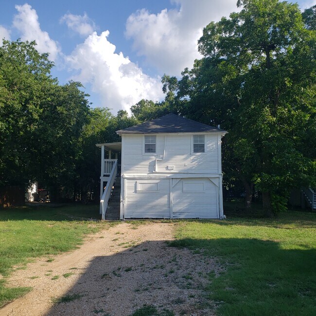 Photo - 1109 W 4th St