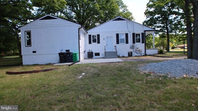 Photo - 2608 Holly Dr