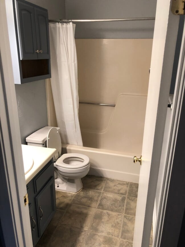 Photo - 12 Oak Forest Pl