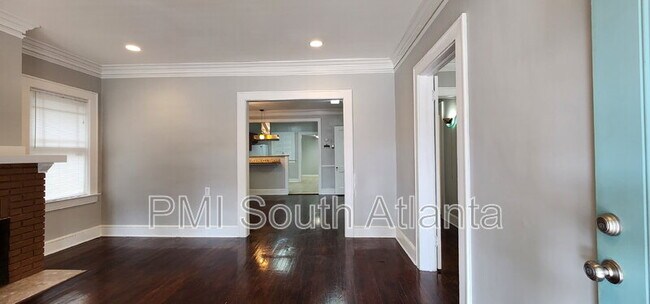 Photo - 3411 N Fulton Ave