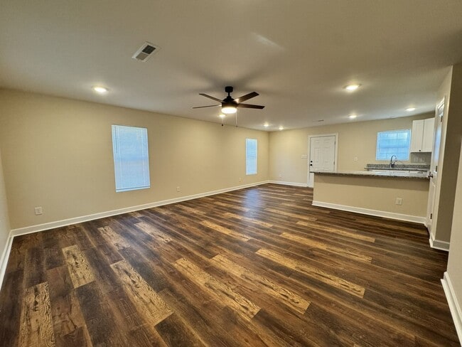 Photo - 708 Forrest St