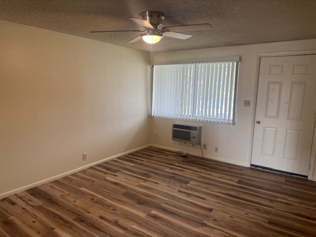 Photo - 1123 S Graff Cir Unit 1