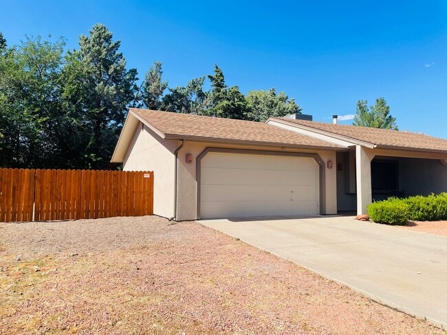 Photo - Single family home in the Village of Oak Creek