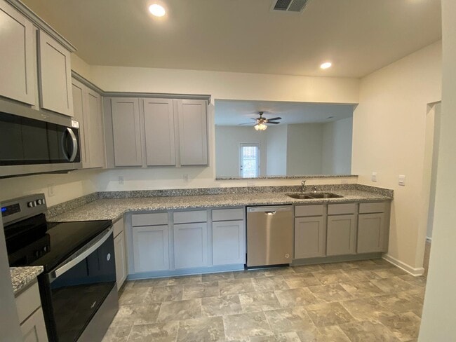 KitchenMain - 4290 Callum Ct Townhome