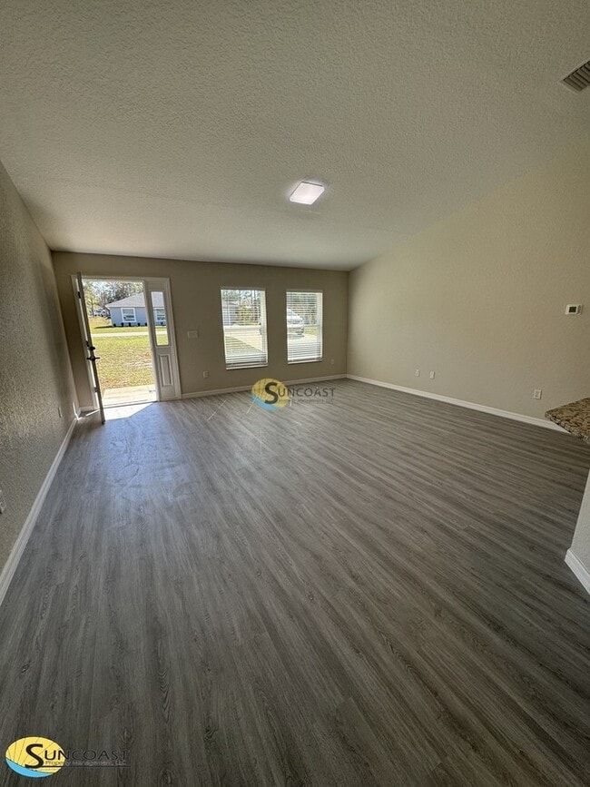 Photo - 1 Emerald Trail Way