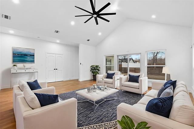 Photo - 1812 Muncie Ave