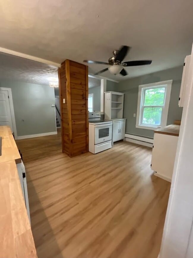 Photo - 25 Beech St Unit 25 Beech St #2