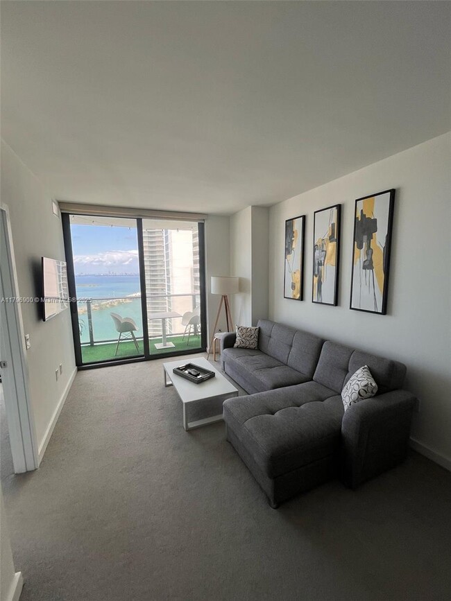 Photo - 501 NE 31st St Unidad 3005 Rental