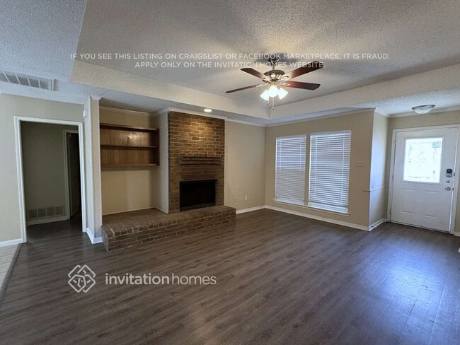 Photo - 525 E Jay Ct