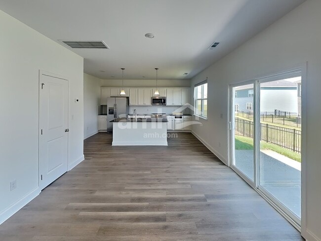 Photo - 5214 Purple Frost Wy