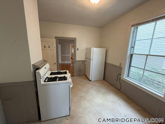 Building Photo - 55 Rindge Ave Rental
