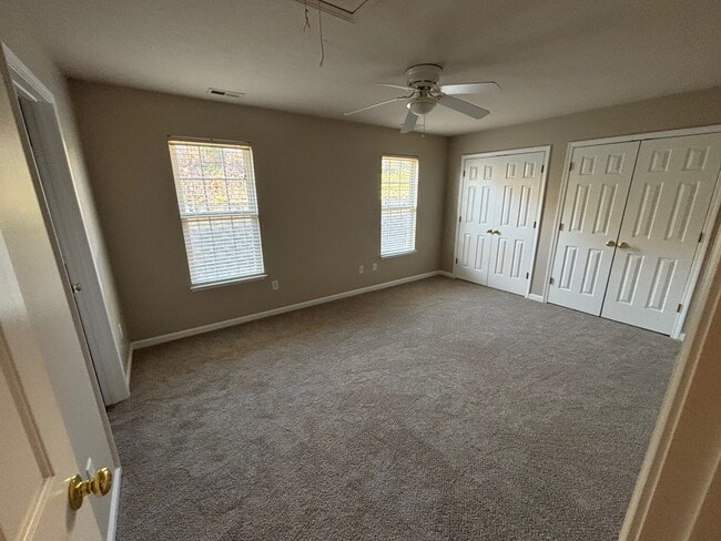 Photo - 67 Farington Cir