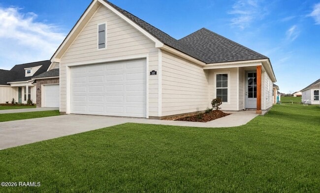 102 Kidd Ln