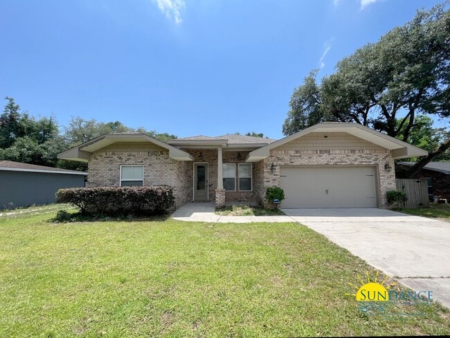 Building Photo - Gorgeous 4 Bedroom Home in FWB!