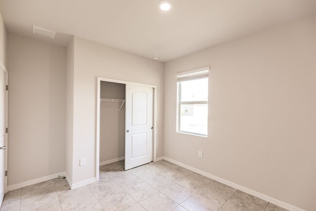 Photo - 4243 NE 17th Ave
