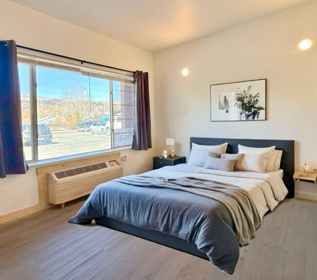 Photo - Ski Town Apartments