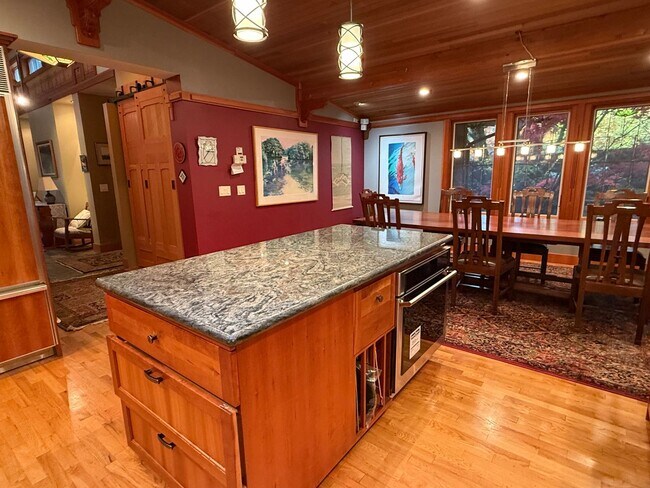 Photo - 10809 SE 17th St