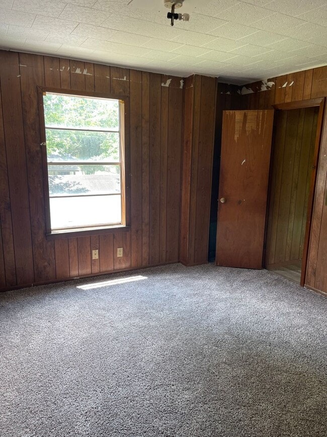 Photo - 2837 W Laurel St