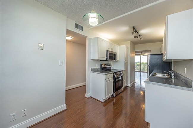 Photo - 250 Jacaranda Dr Unidad 607