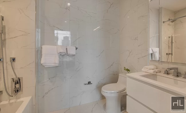 Photo - East 44th Street Unit 12H